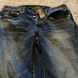 2 pairs of NWT  American Eagle boy crop stretch jeans size 6.